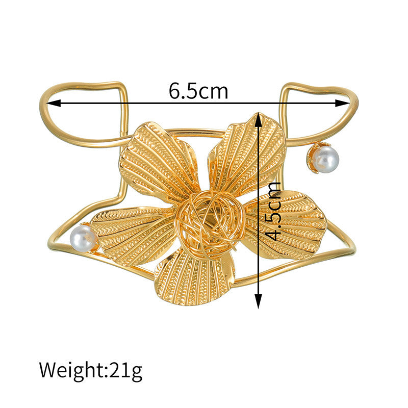 European And American New Eye-catching Hollow Bracelet
