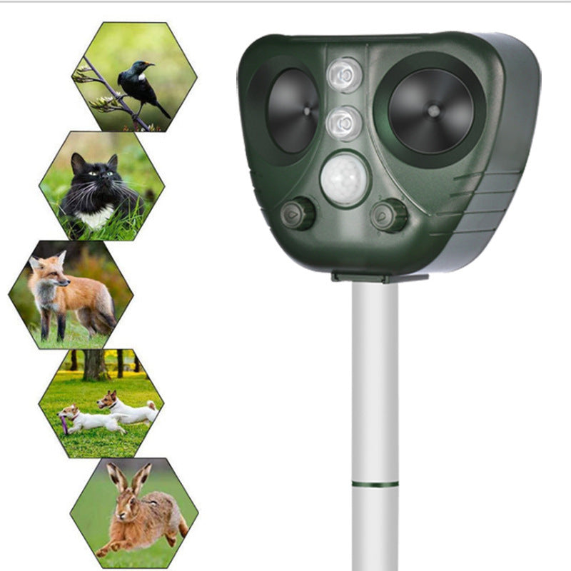 Factory Direct Sales New Outdoor Solar Ultrasonic Mouse Expeller Drive Dog Drive Cat Solar-powered Animal Repeller
