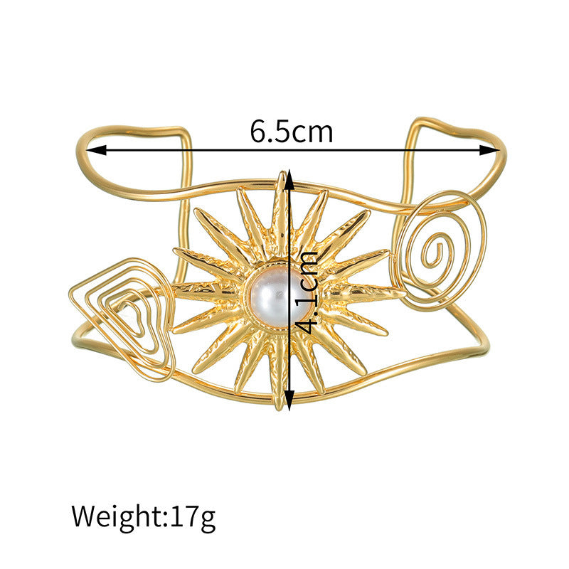 European And American New Eye-catching Hollow Bracelet
