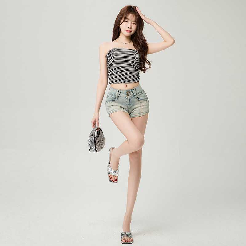 American Retro Hot Girl Rivet Denim Shorts