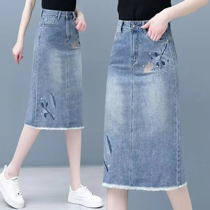Fashion Midi High Waist Women's Denim Skirt Korean Style Female Jeans Skirts Aesthetic Y2k Vintage Chic and Elegant Streetwear