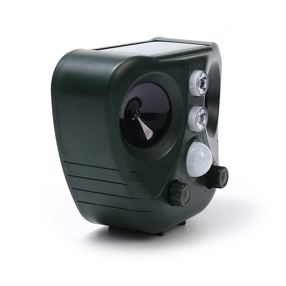 Factory Direct Sales New Outdoor Solar Ultrasonic Mouse Expeller Drive Dog Drive Cat Solar-powered Animal Repeller