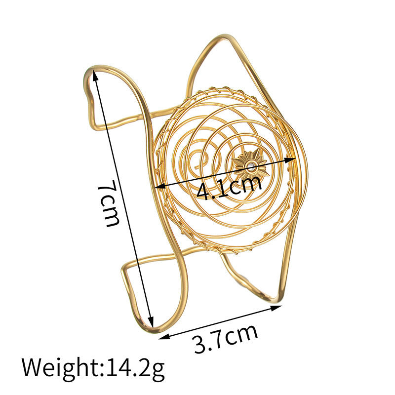 European And American New Eye-catching Hollow Bracelet