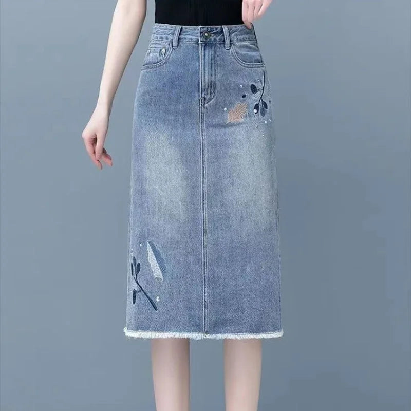 Fashion Midi High Waist Women's Denim Skirt Korean Style Female Jeans Skirts Aesthetic Y2k Vintage Chic and Elegant Streetwear