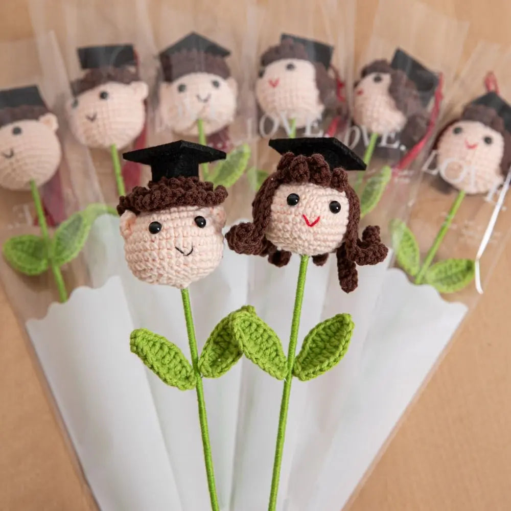 Doctoral Hats Graduation Knitted Flower Artificial Woven Hand Woven Yarn Crochet Flower Bouquet Fake DIY Knitted Flower