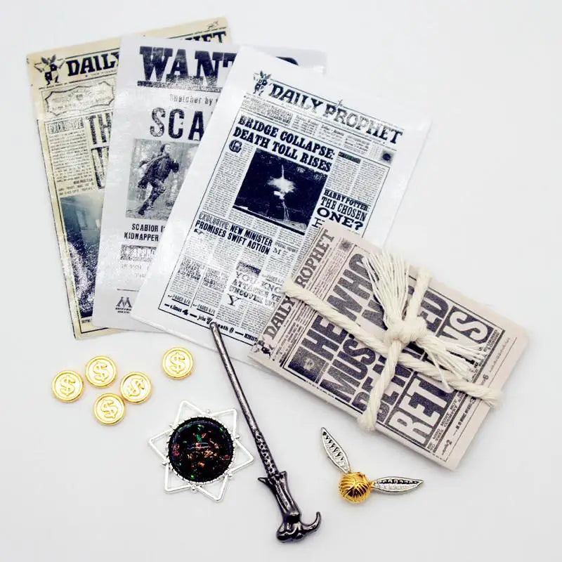 Dollhouse Prophet Newspaper Wand Flying Thief Retro Halloween Scene Simulation Miniature Prop Model Accessories Toy Supplies
