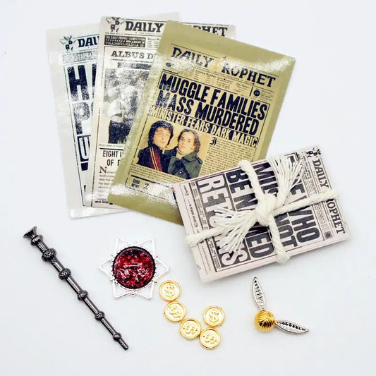 Dollhouse Prophet Newspaper Wand Flying Thief Retro Halloween Scene Simulation Miniature Prop Model Accessories Toy Supplies