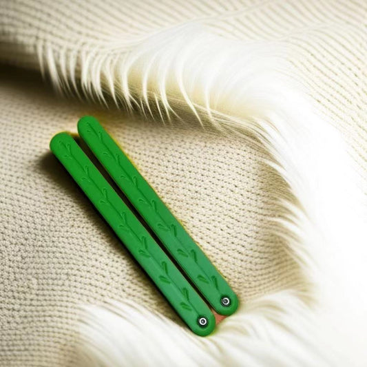 3D Gravity Butterfly Knife Toy