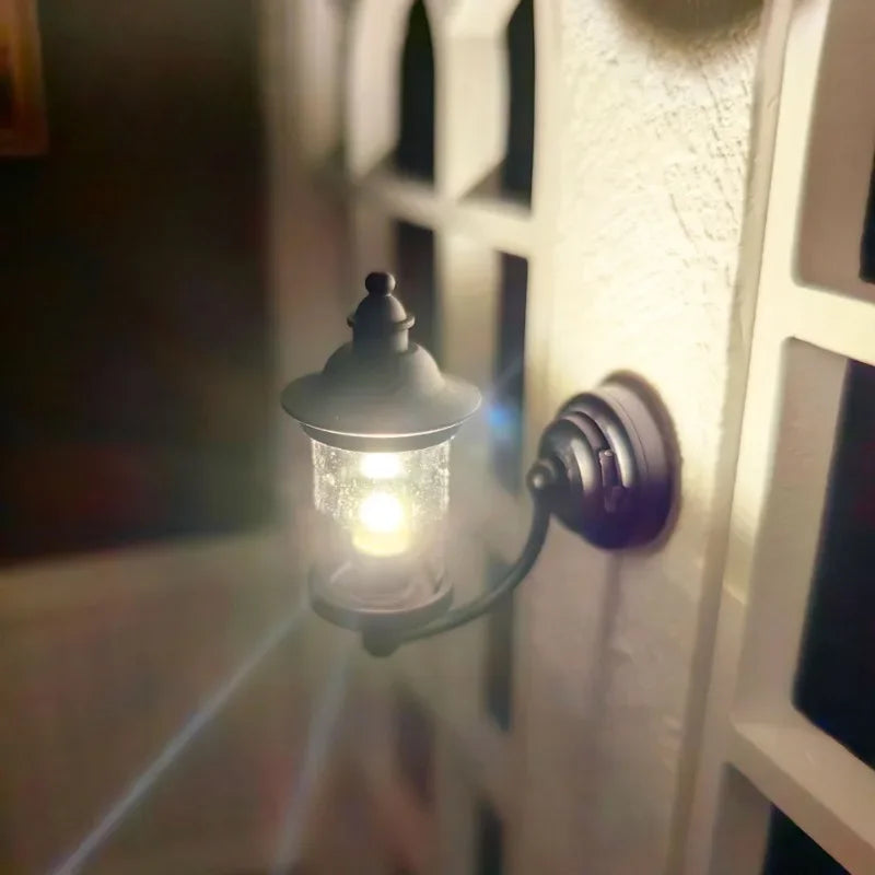 1pcs Mini Lighting Lamp Wall Doll House Light Model Miniature ON/OFF Switch DollHouse Lightweight Kids Toy Decor Accessories