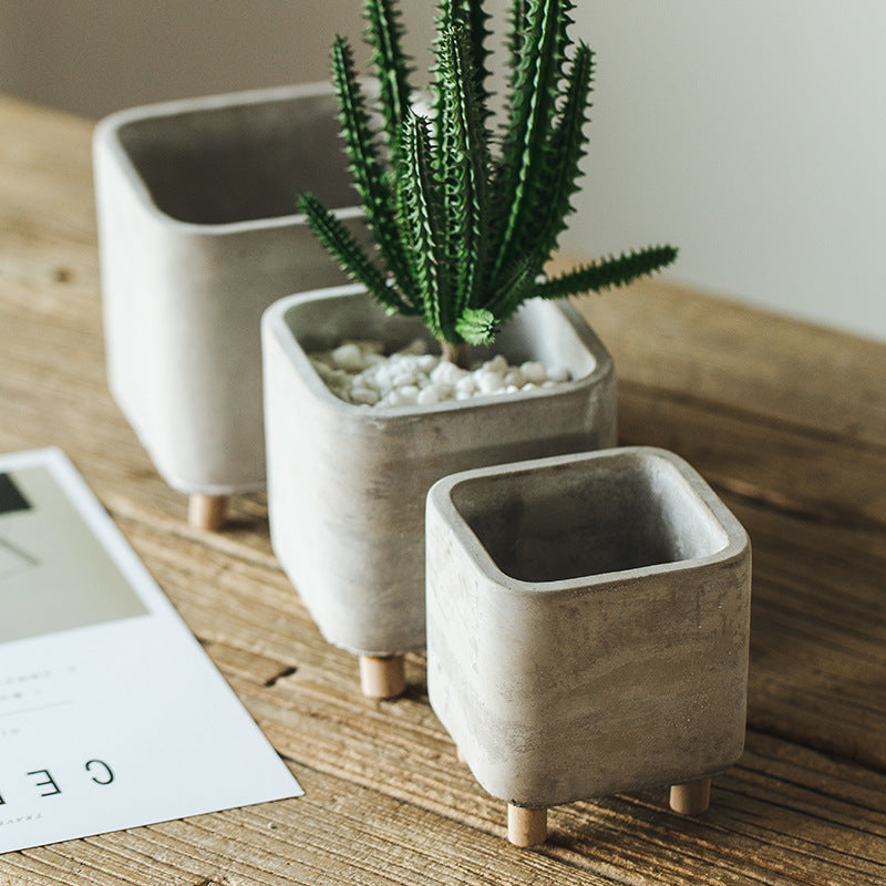 Desktop Cement Flowerpot With Legs
